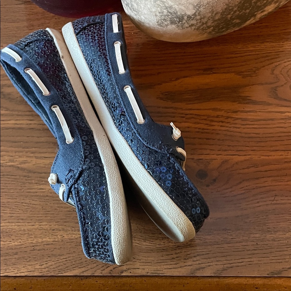 Xhilaration Navy Sequin Boat Shoes w White leather laces Comfy SZ 8 EUC - Picture 6 of 10